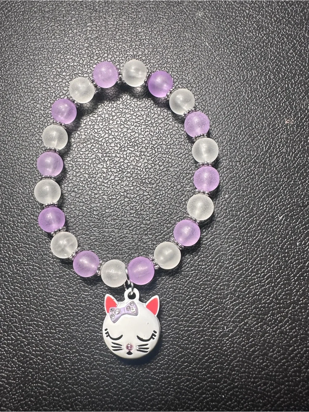 Cat Charm Beaded Bracelet for Cat lovers - Purple & White